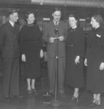 Publicity photo for "Around the Town" with Bob Heiss around-the-town-bob-heiss